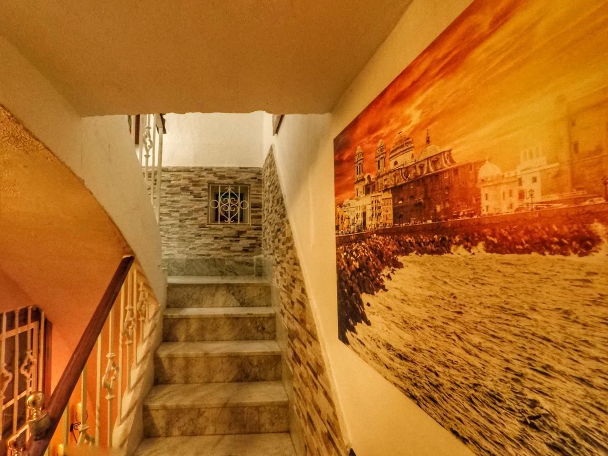 Spanish Galleon Lodge Cadiz Exterior photo